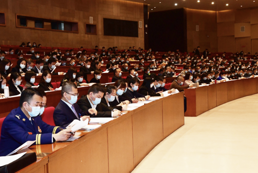 西安市雁塔區第十八屆人代會第二次會議召開，億誠董事長李妮與會建言